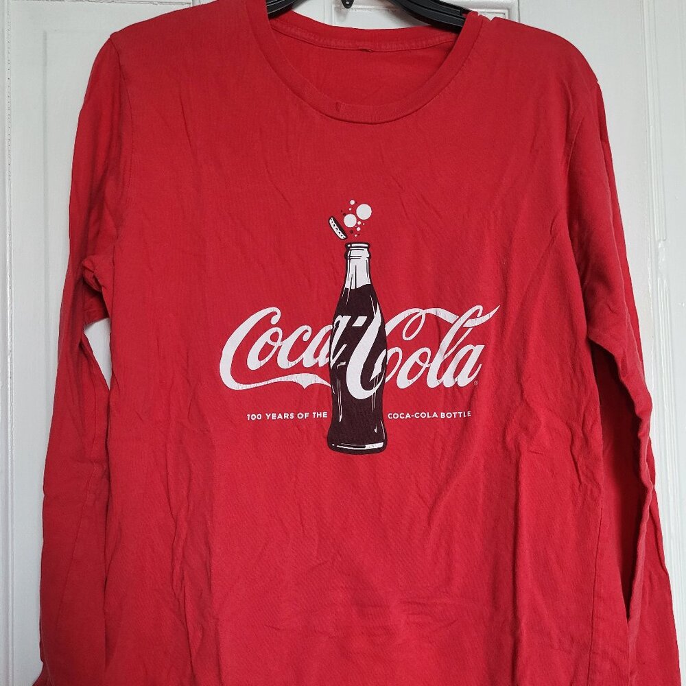Coca-Cola Bottle tee size M
